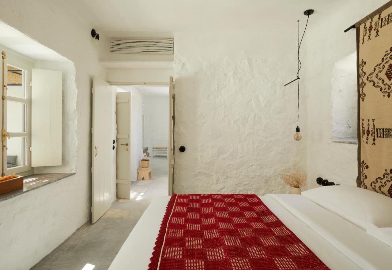 Santa Irini Retreat Hotell Thirasia Exteriör bild