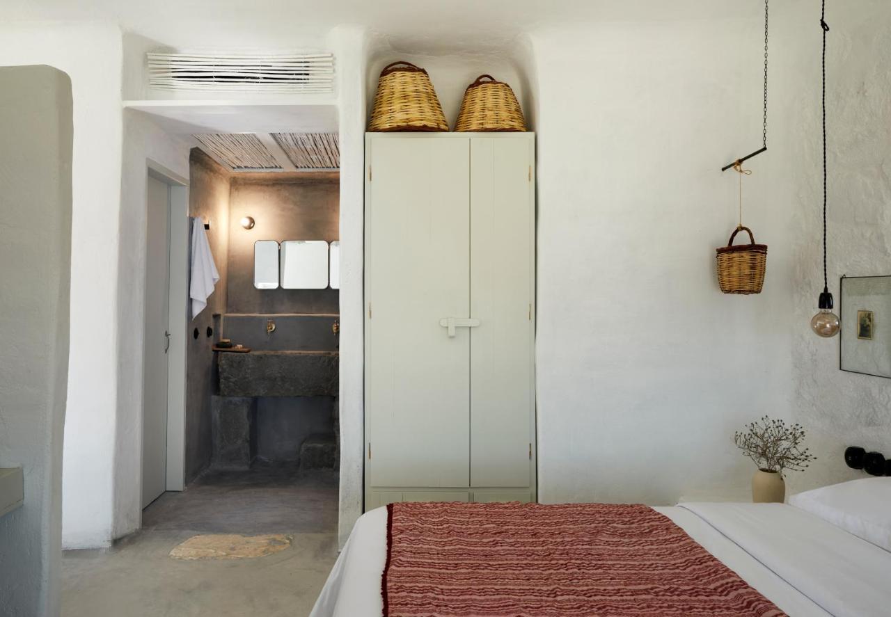 Santa Irini Retreat Hotell Thirasia Exteriör bild